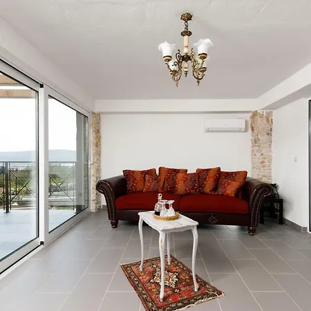 Capri House Nyaraló